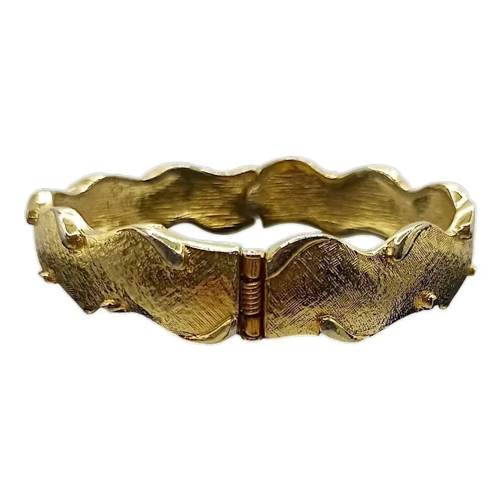 Vintage Clamper Bracelet Bangle Cuff Wave Crown Design Gold Tone Baroque Regency